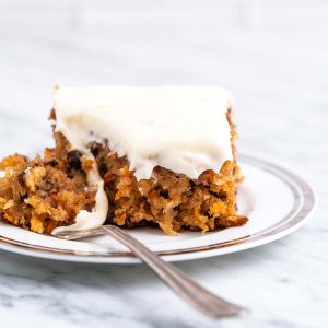 best carrot cake recipe featured image
