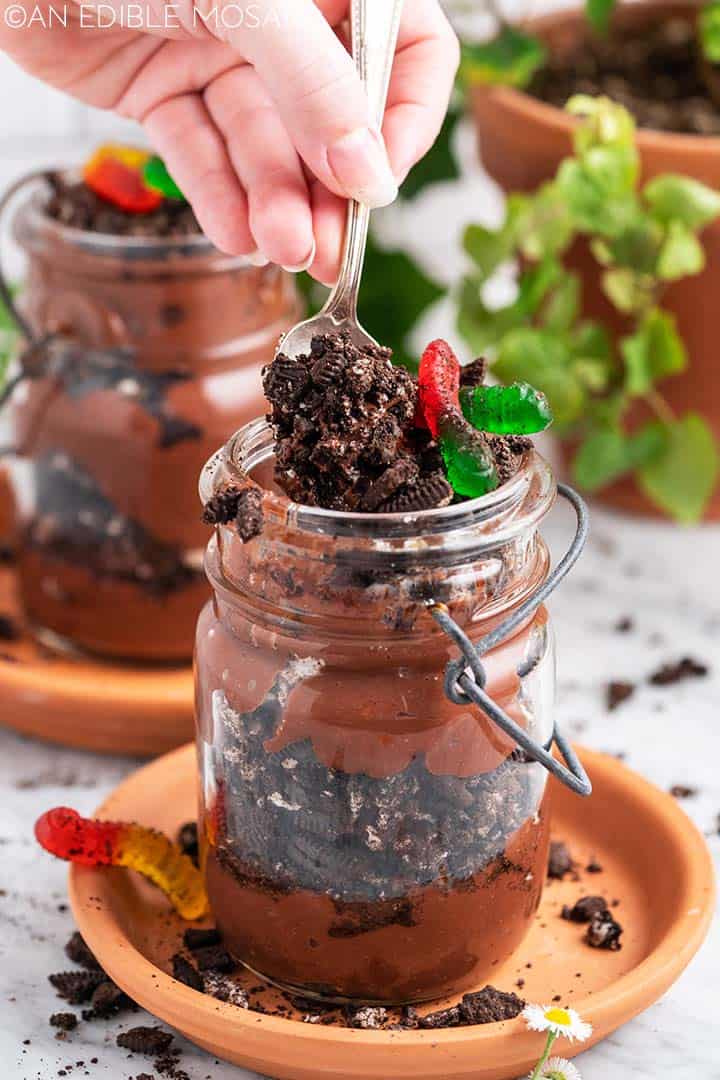 digging into dirt cup with spoon