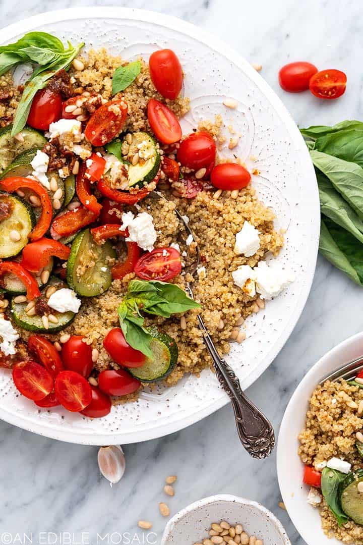 quinoa salad with sundried tomato vinaigrette