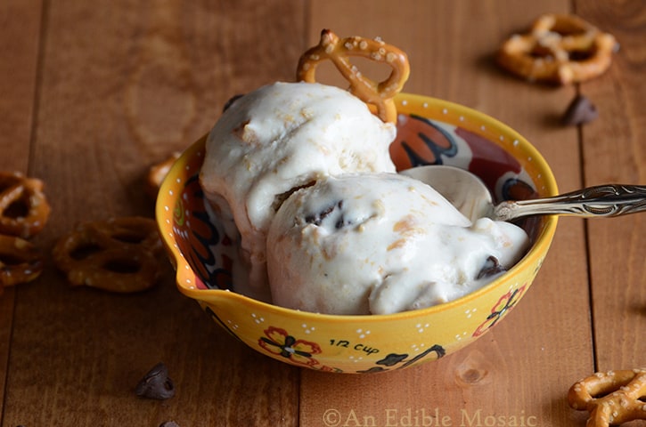 Chocolate Peanut Butter Pretzel Fro-Yo 2