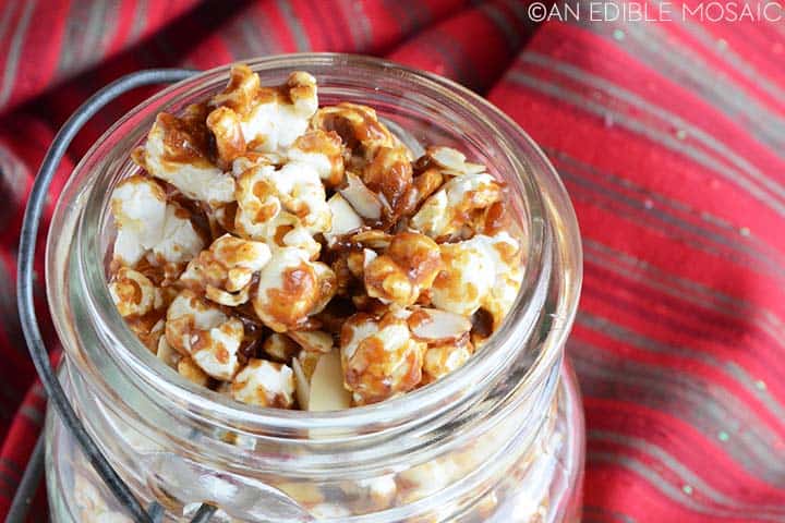 easy gingerbread popcorn recipe