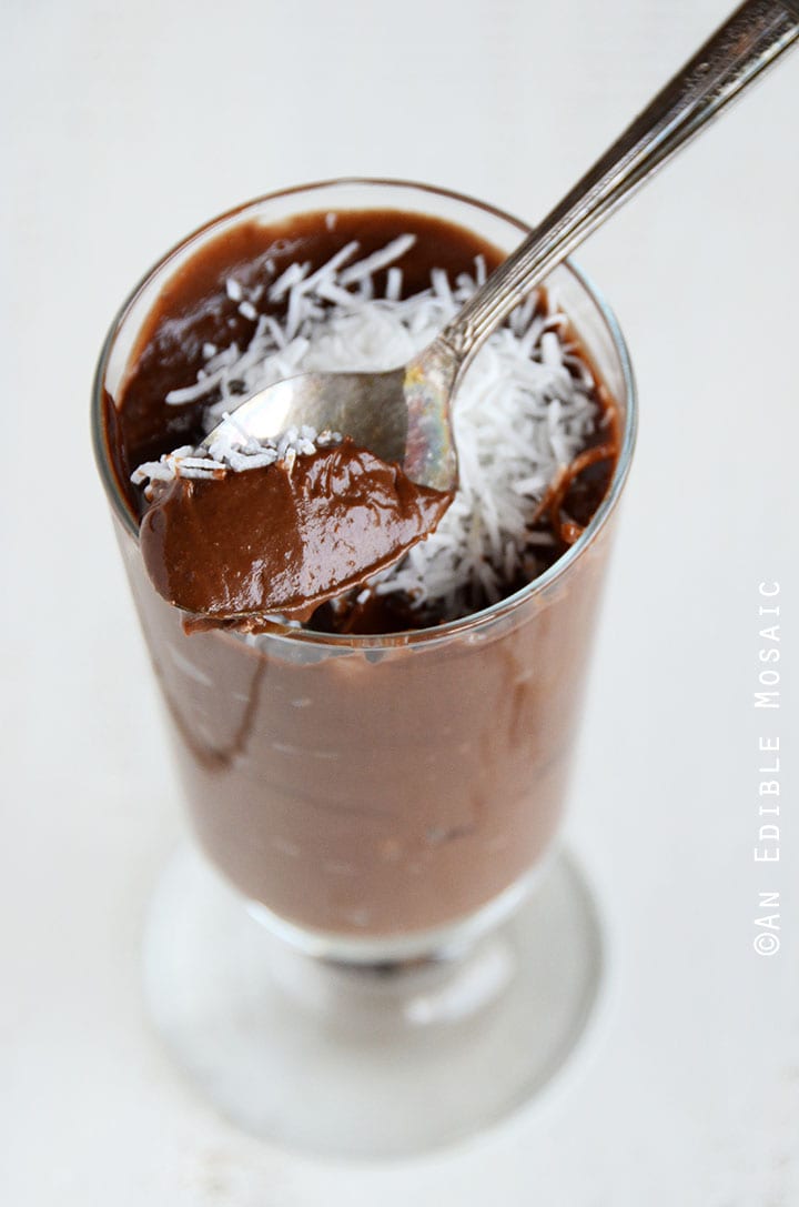 Chocolate Avocado Pudding {Vegan} 3