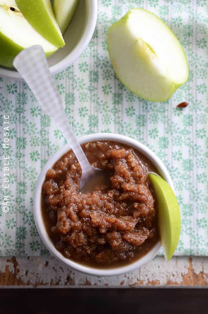 Cinnamon and Nutmeg Zucchini “Applesauce”