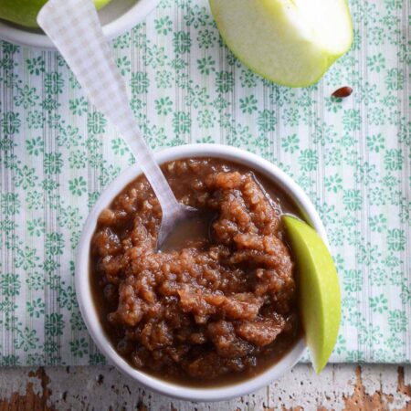 zucchini applesauce recipe featured image