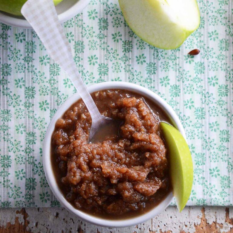 zucchini applesauce recipe featured image