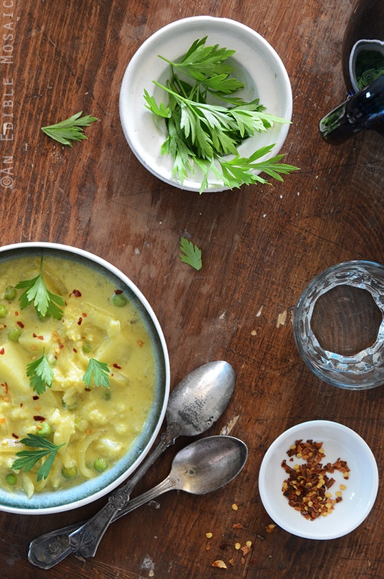 Green Pea, Baby Potato, and Cauliflower Curry