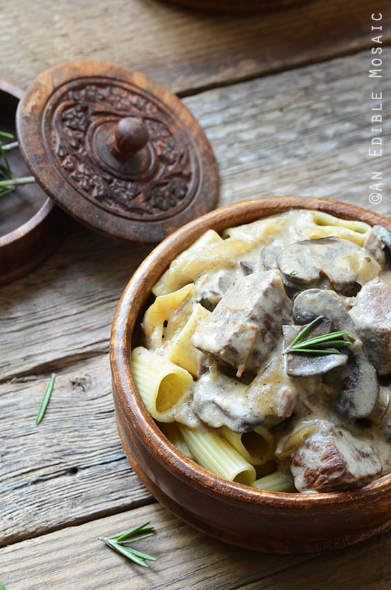 Slow Cooker Beef with Creamy Mushroom-Rosemary Sauce 2