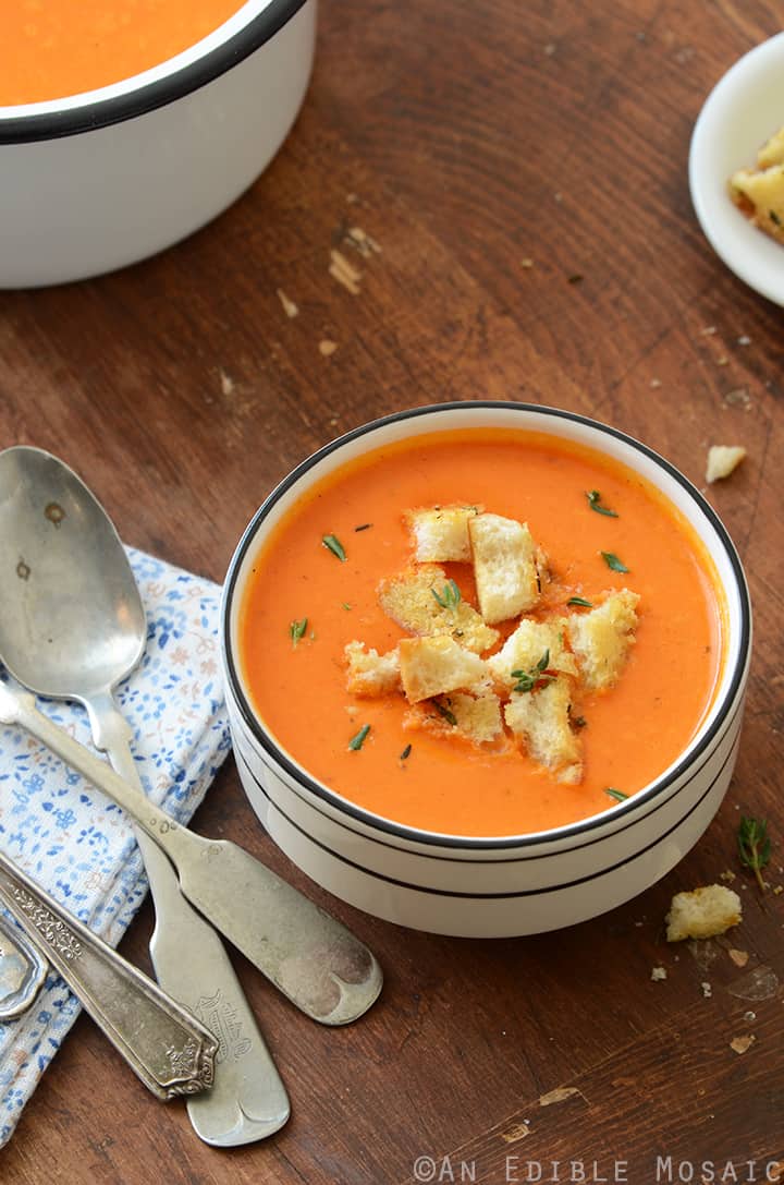 Roasted Red Pepper Soup with Cheesy Herb and Garlic Croutons 3