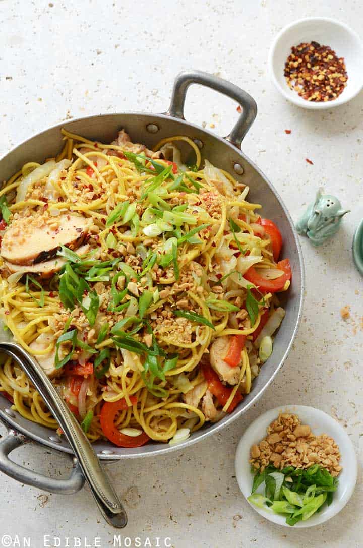 Thai-Inspired Soy Sauce Noodles with Vegetables and Chicken