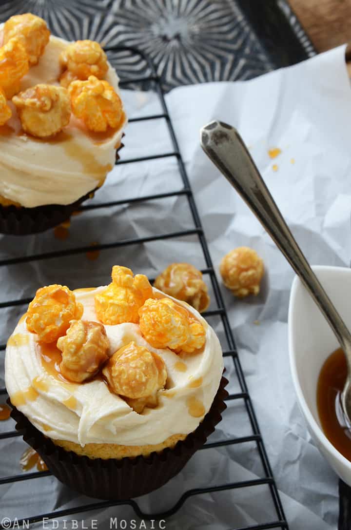 Cheddar-Caramel Chicago Mix Cupcakes 3