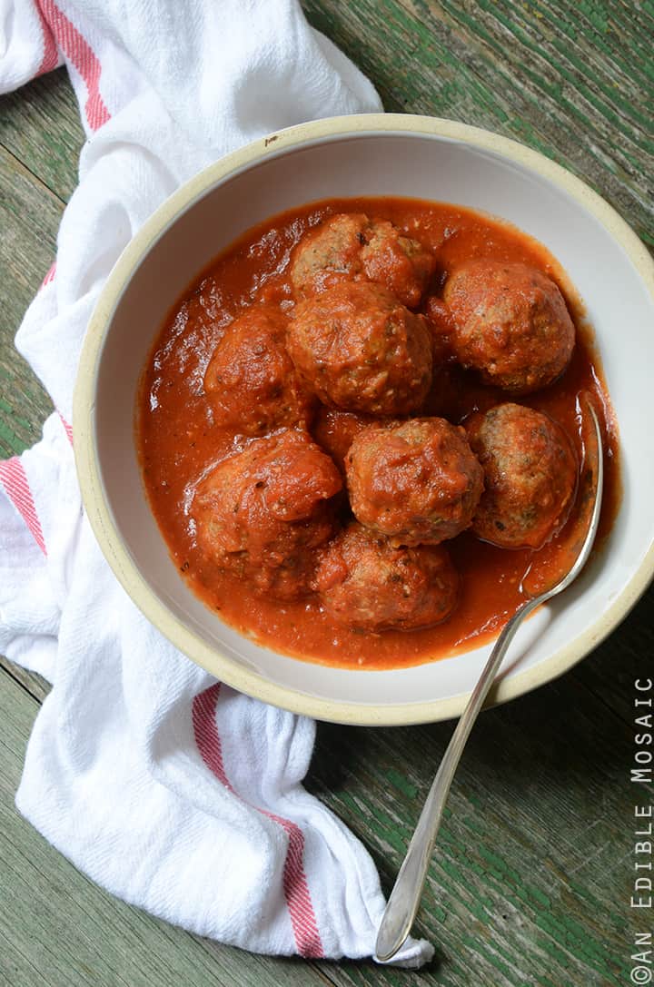 Italian-Style Beef Meatballs Simmered in Tomato Sauce {Gluten Free} 1