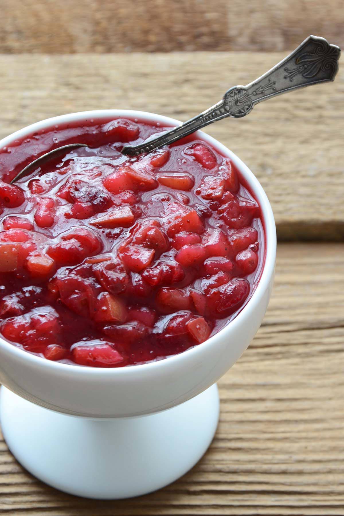 fresh cranberry sauce made with pear