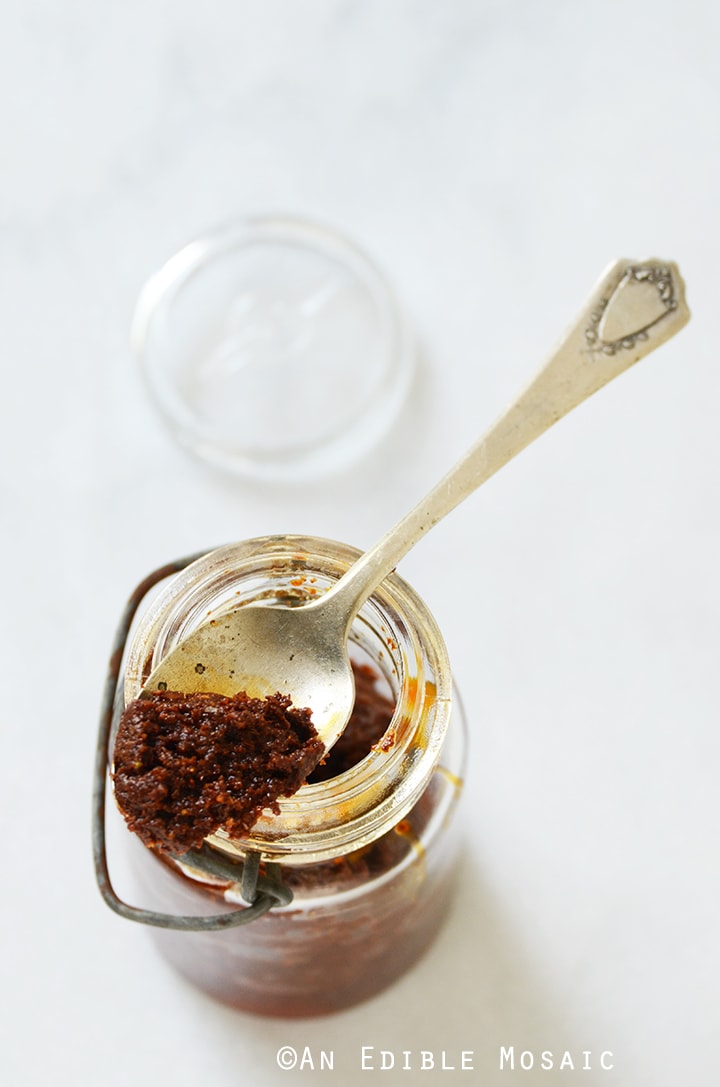 5-Minute Homemade Harissa Paste