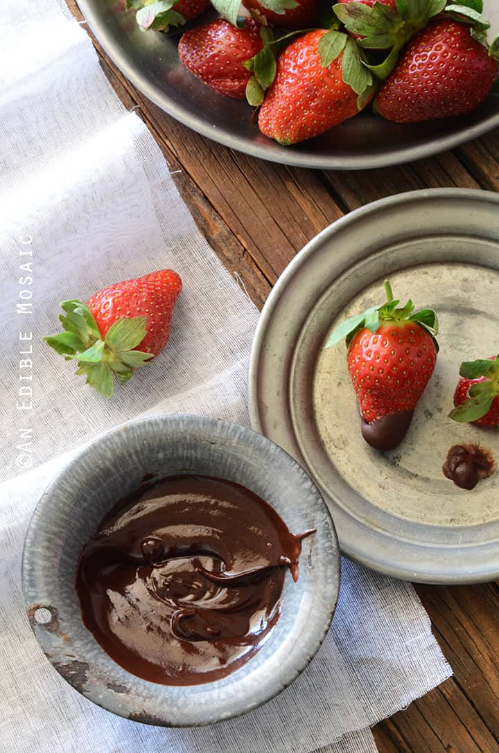 Two-Ingredient Dark Chocolate Fondue {Paleo}