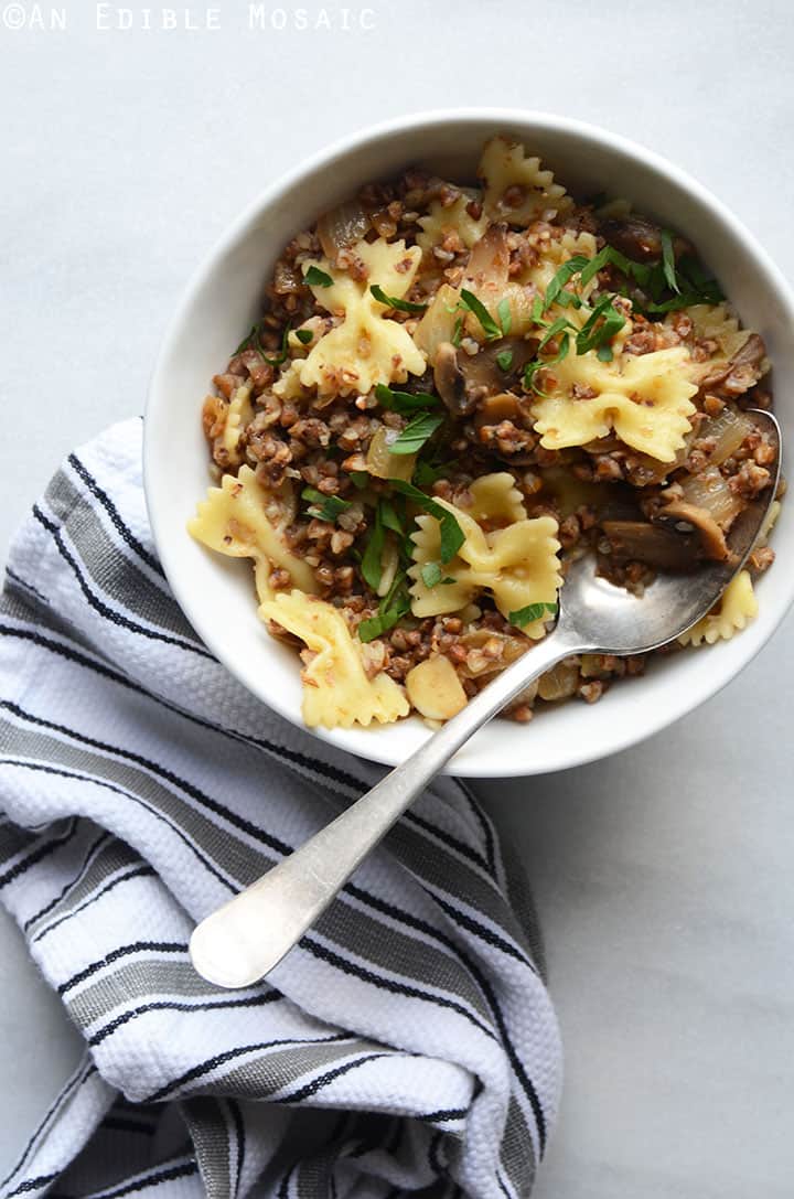 Kasha Varnishkes (Buckwheat Groats with Bowtie Pasta) 1