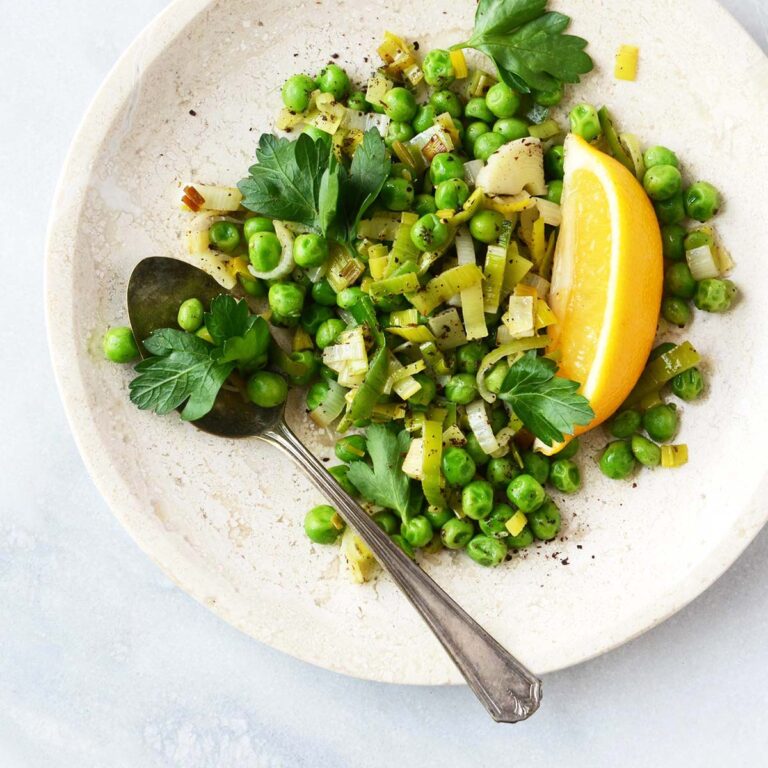 sauteed peas featured image