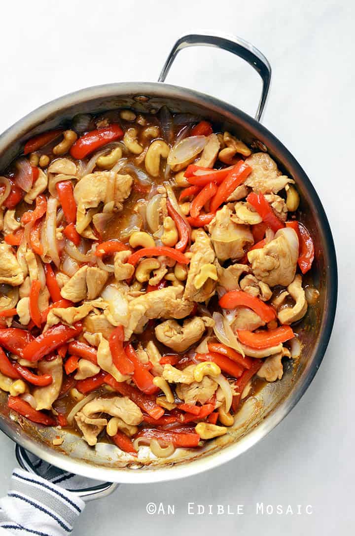 30-Minute Thai-Inspired Cashew Chicken Skillet Supper {Paleo} 3