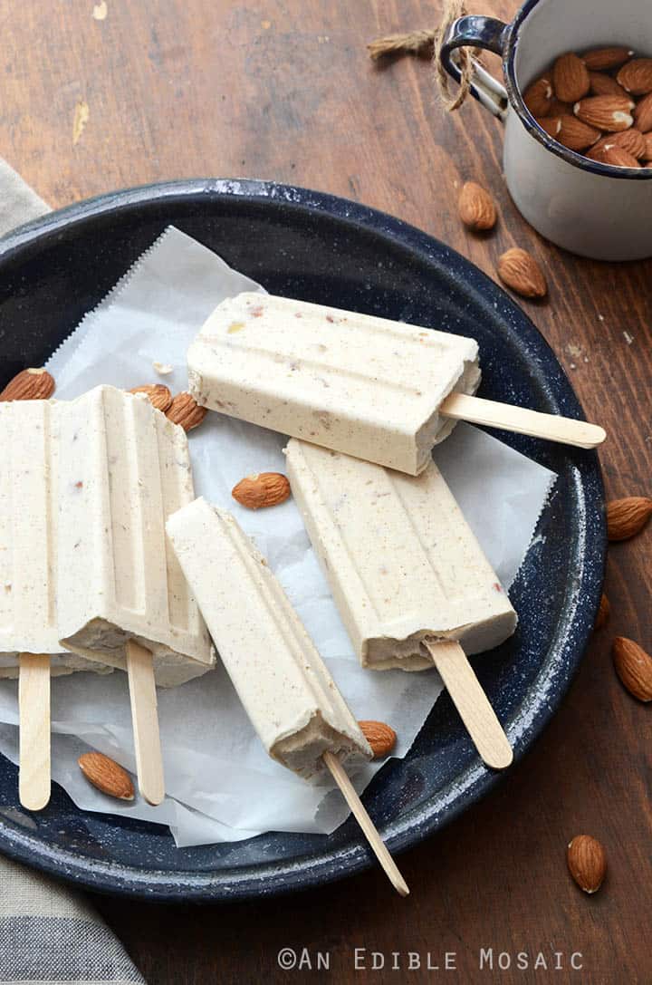 Cinnamon and Toasted Almond Dulce de Leche Cheesecake Popsicles 1