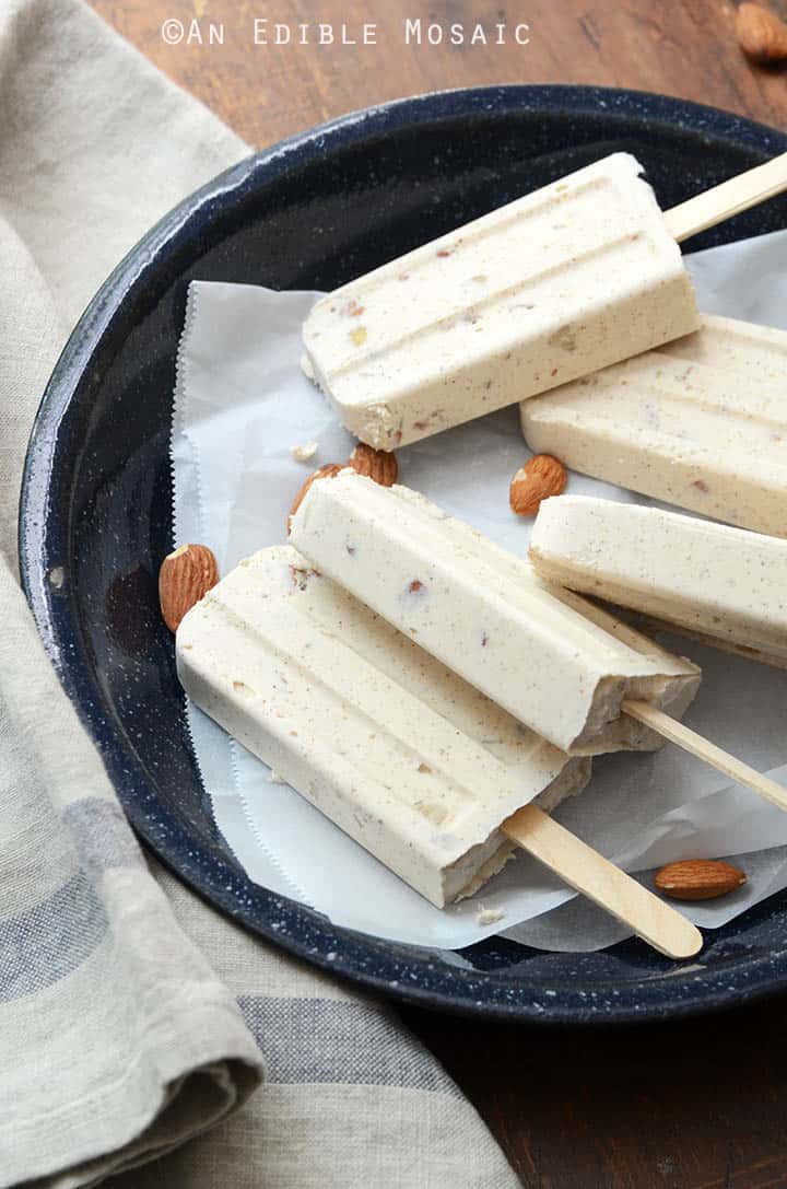 Cinnamon and Toasted Almond Dulce de Leche Cheesecake Popsicles 2