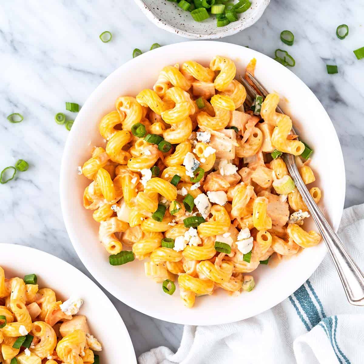 creamy buffalo chicken pasta salad featured image