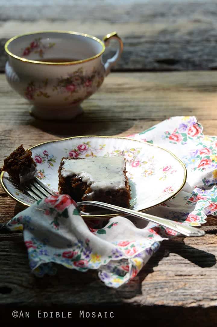 gingerbread-snack-cake-with-earl-grey-glaze-3