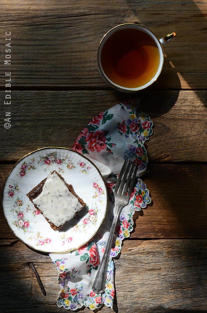 gingerbread-snack-cake-with-earl-grey-glaze-4