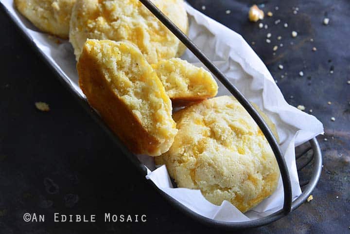 Low-Carb Cheddar Bay Biscuits {Red Lobster Copycat} Close Up