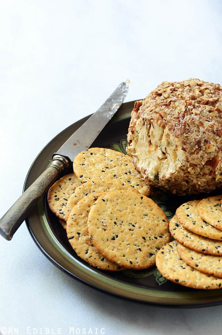 French Onion Soup Cheese Ball