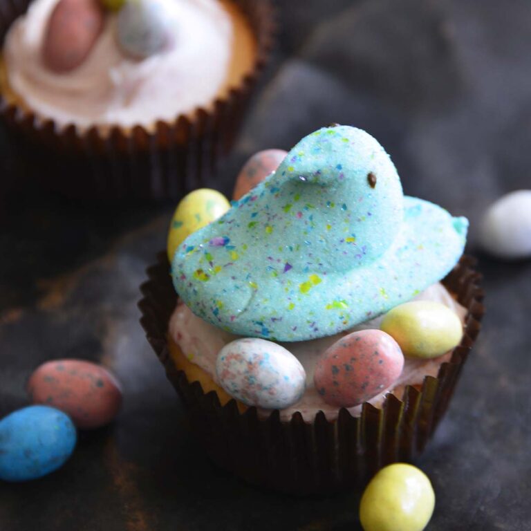 easter sugar cookies with robin eggs featured image