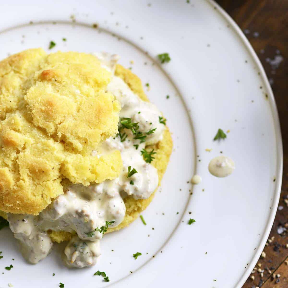 keto biscuits and white sausage gravy featured image