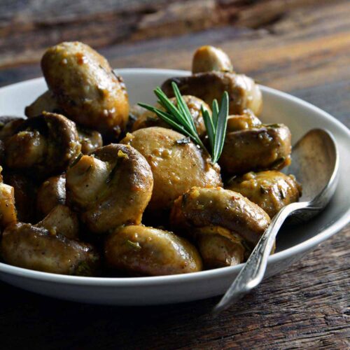 easy mushroom recipe with garlic and rosemary featured image
