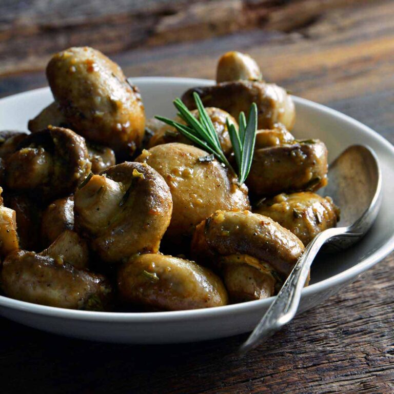 easy mushroom recipe with garlic and rosemary featured image