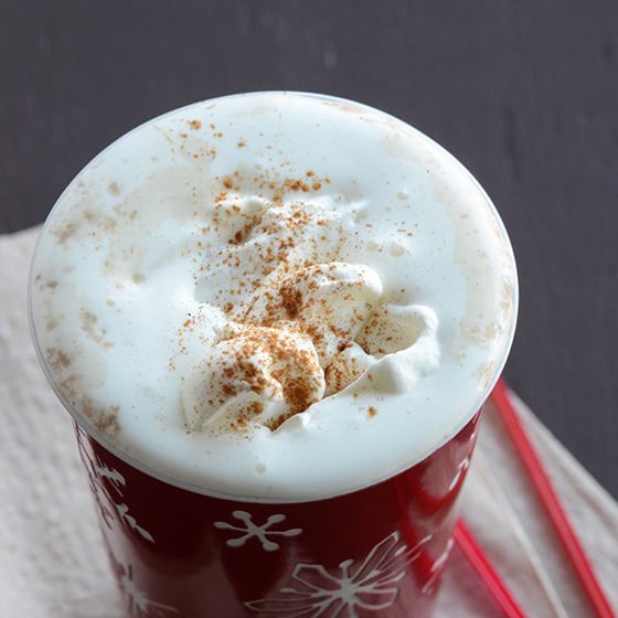 gingerbread syrup in gingerbread latte featured image