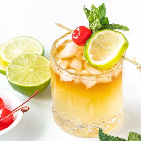 Best Mai Tai Cocktail Recipe Featured Image