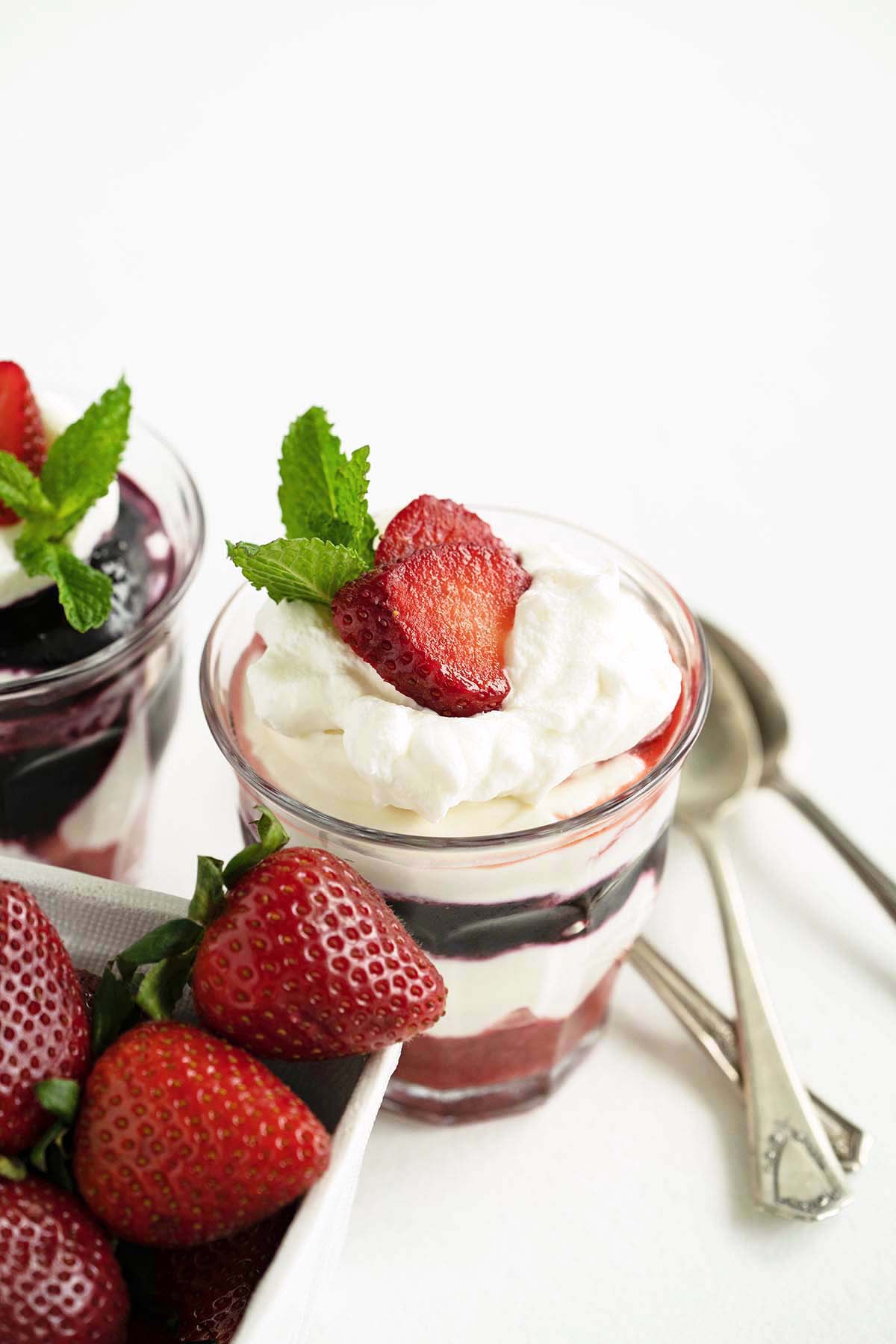 easy summer berry parfaits with fresh strawberries