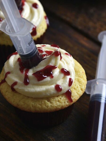 halloween cupcakes with bloody syringes featured image