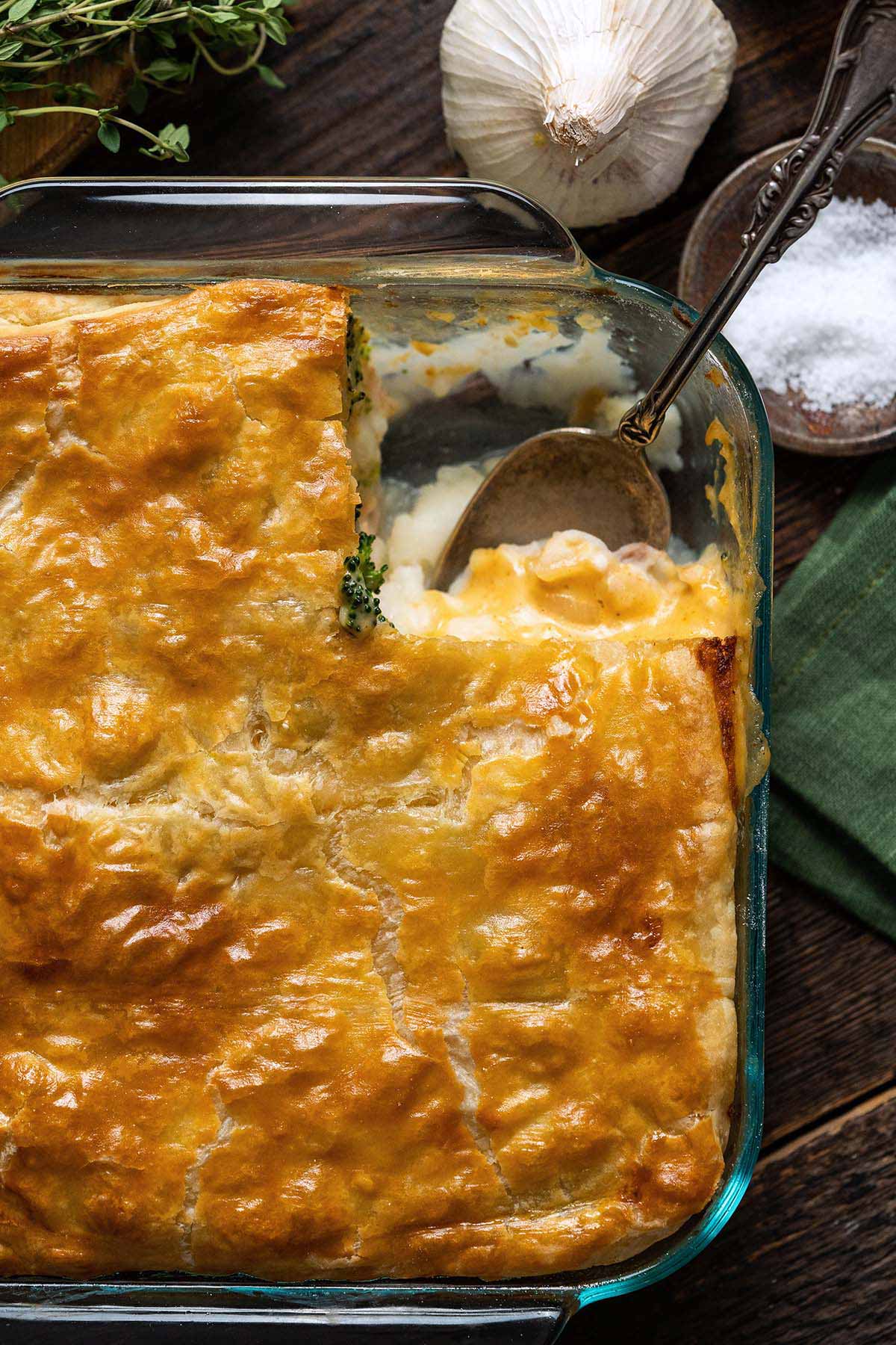 thanksgiving casserole with leftover turkey mashed potatoes and puff pastry
