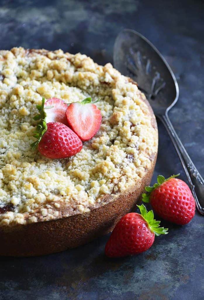 strawberry coffee cake for homepage