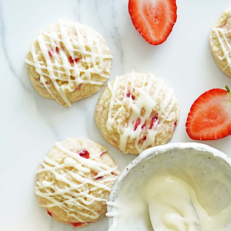 strawberry cookies featured image
