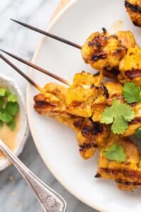 chicken satay with peanut sauce featured image