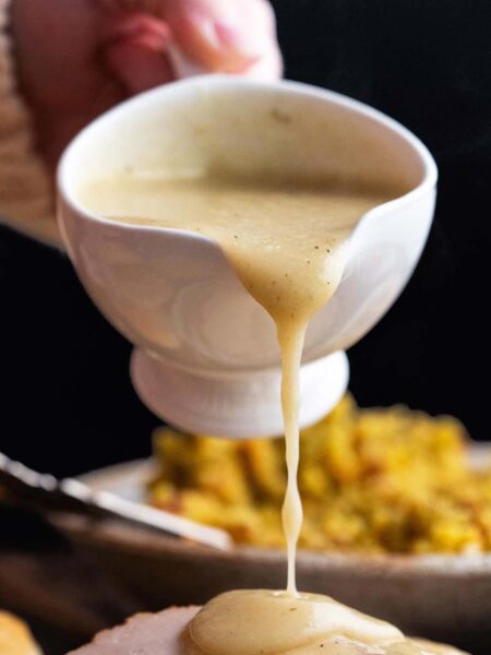 easy 5 minute veloute sauce recipe featured image