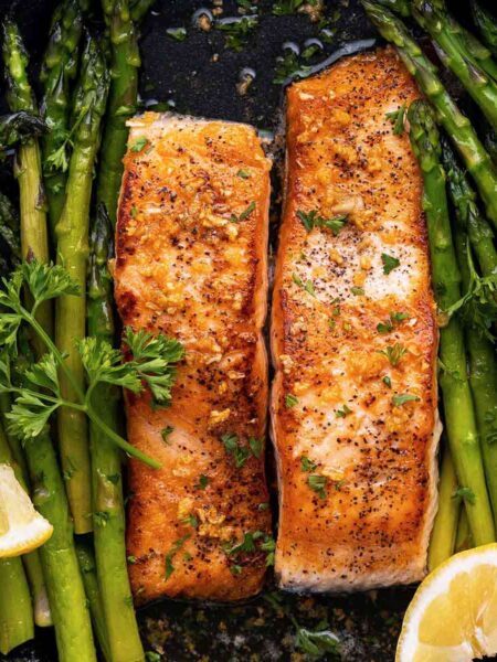 easy garlic butter salmon recipe featured image