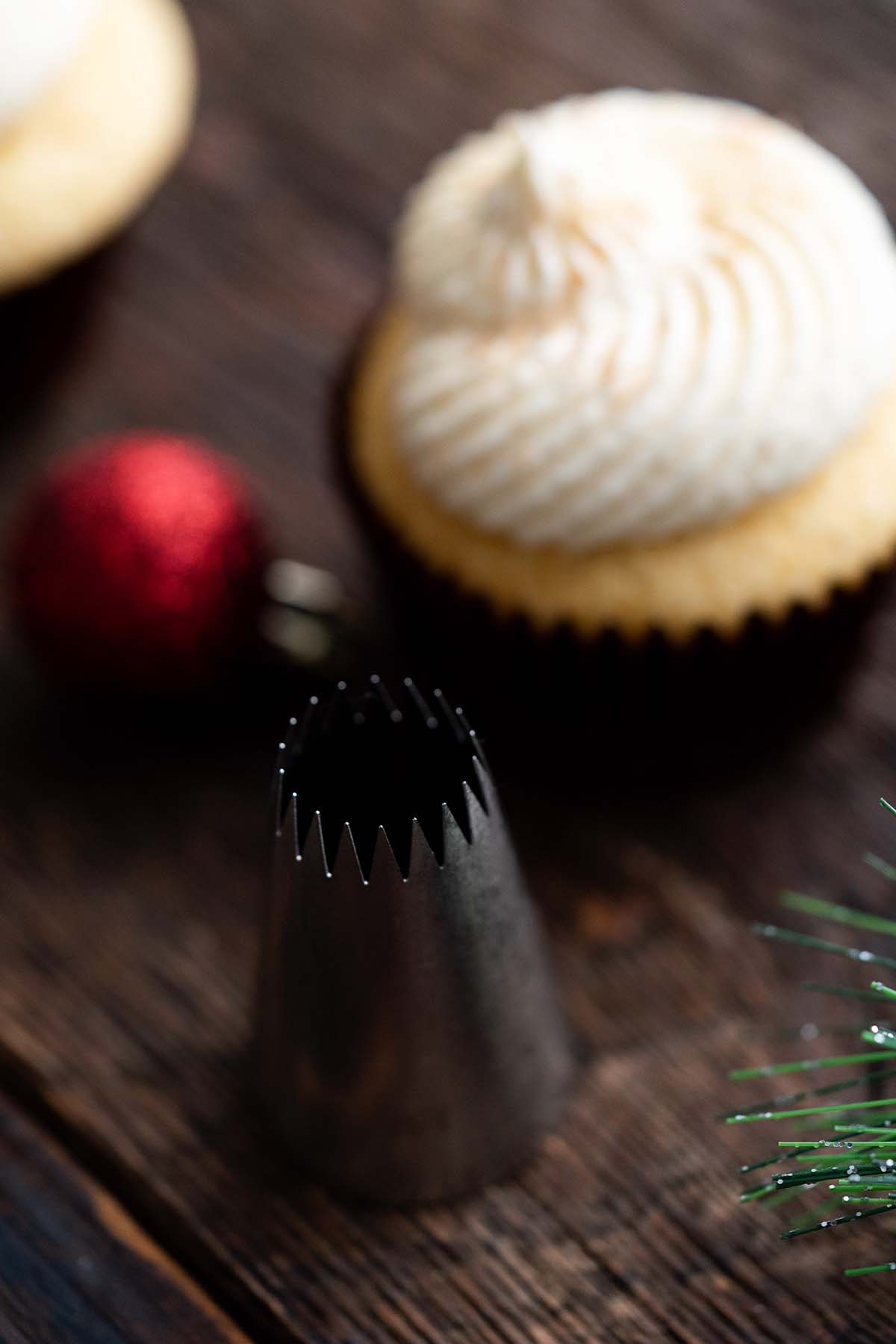 piping tip for cupcakes
