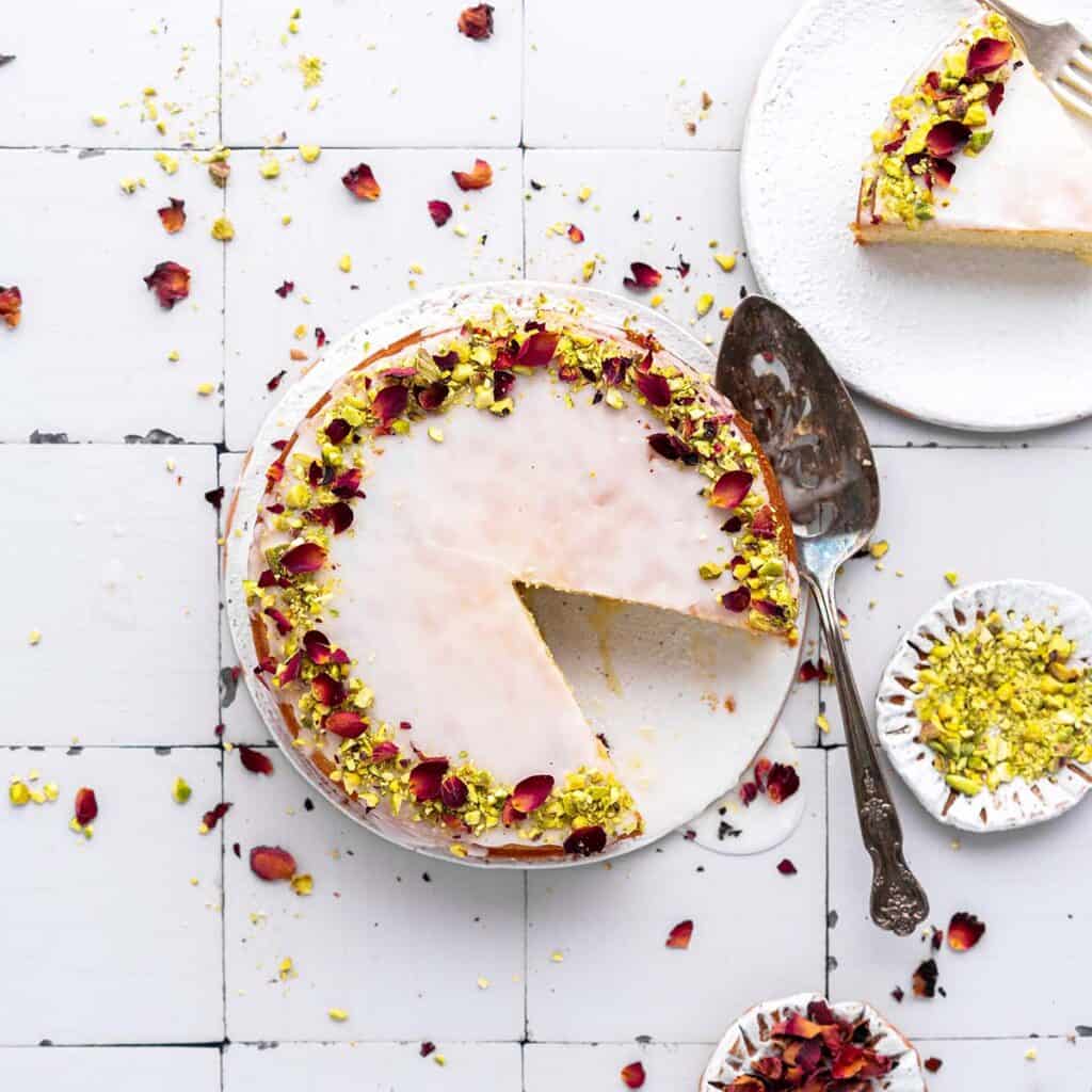 traditional persian love cake featured image