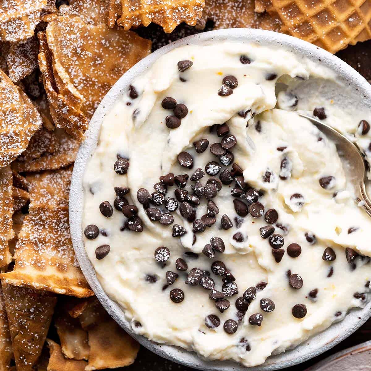 cannoli dip recipe featured image