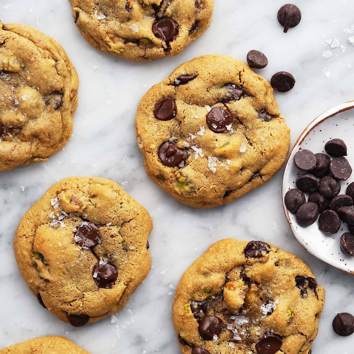 gluten free chocolate chip cookies featured image