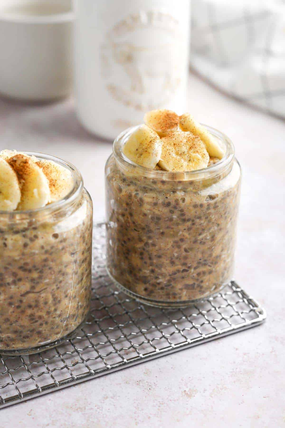 banana cinnamon overnight oats