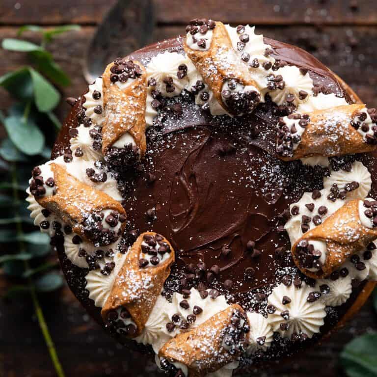 cannoli cake featured image