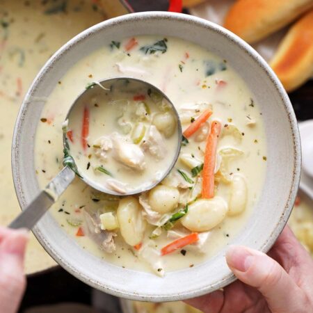 easy creamy copycat Olive Garden chicken gnocchi soup recipe featured image