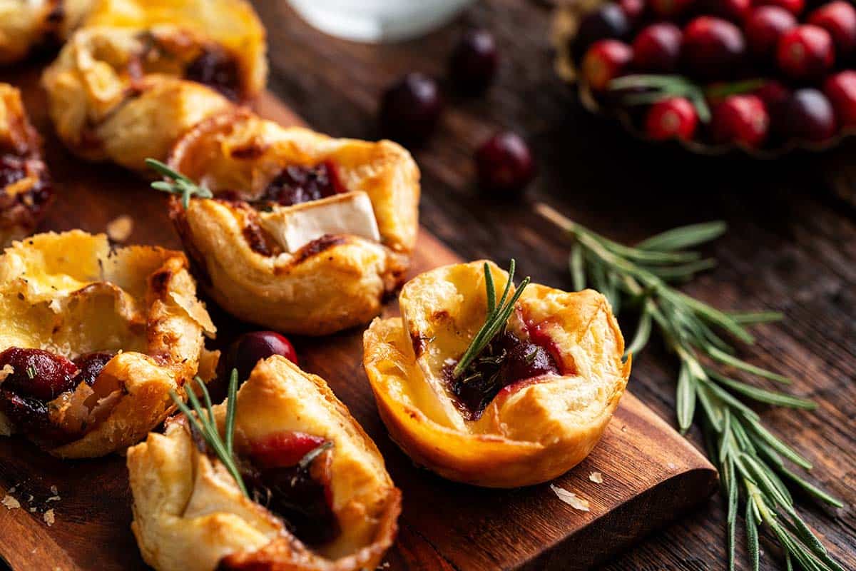 easy holiday appetizer with brie and puff pastry